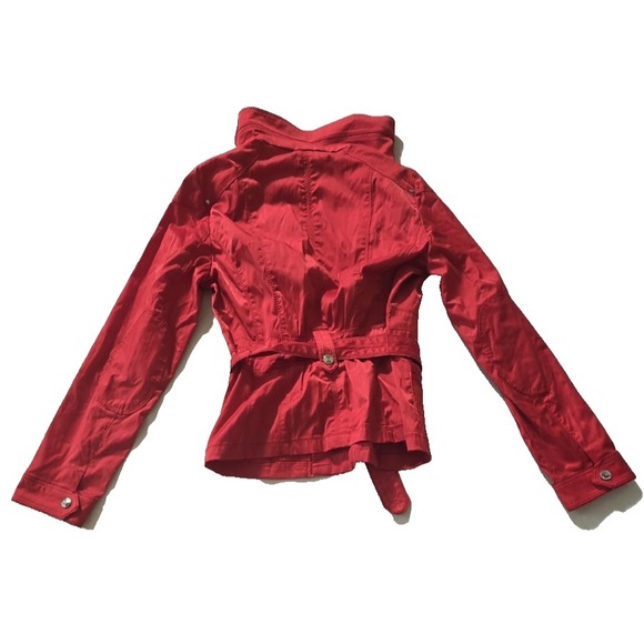 White House Black Market Woman's Vibrant Red short trench style jacket Size 00 - Picture 2 of 10